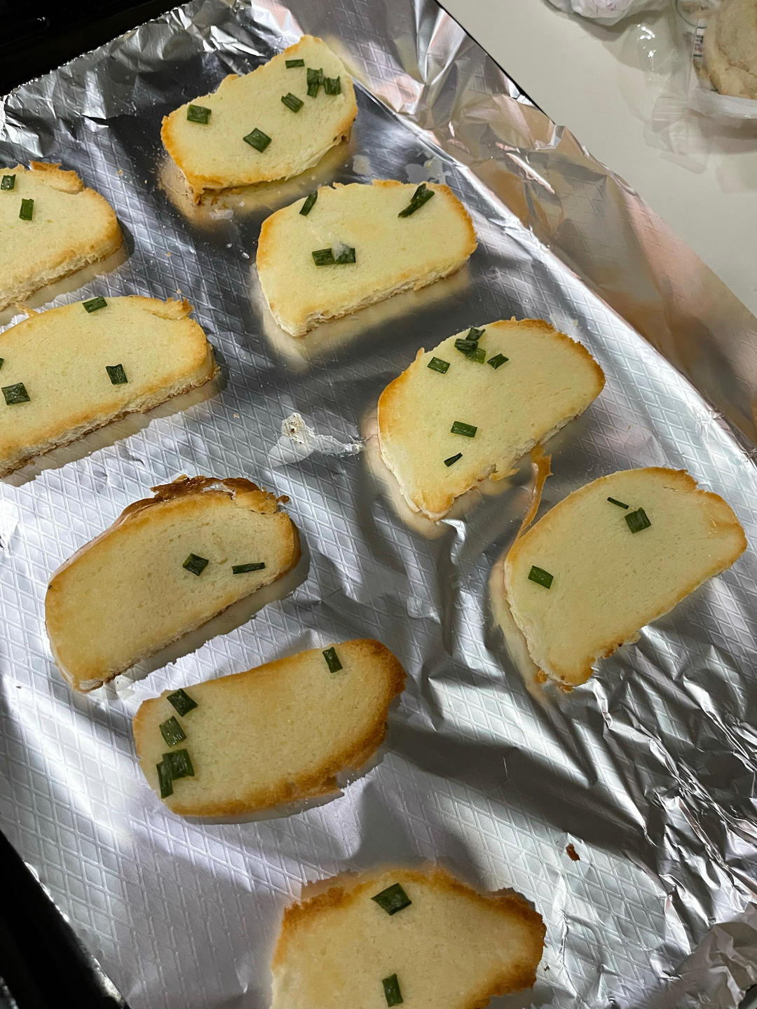 烤馍片，蒜香烤馒头片，超级酥脆，配方用量刚好不浪费