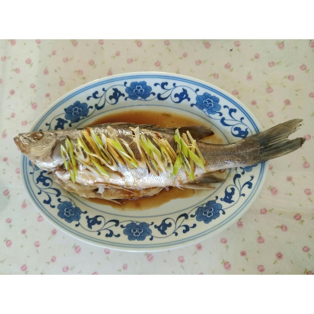 清蒸鲈鱼