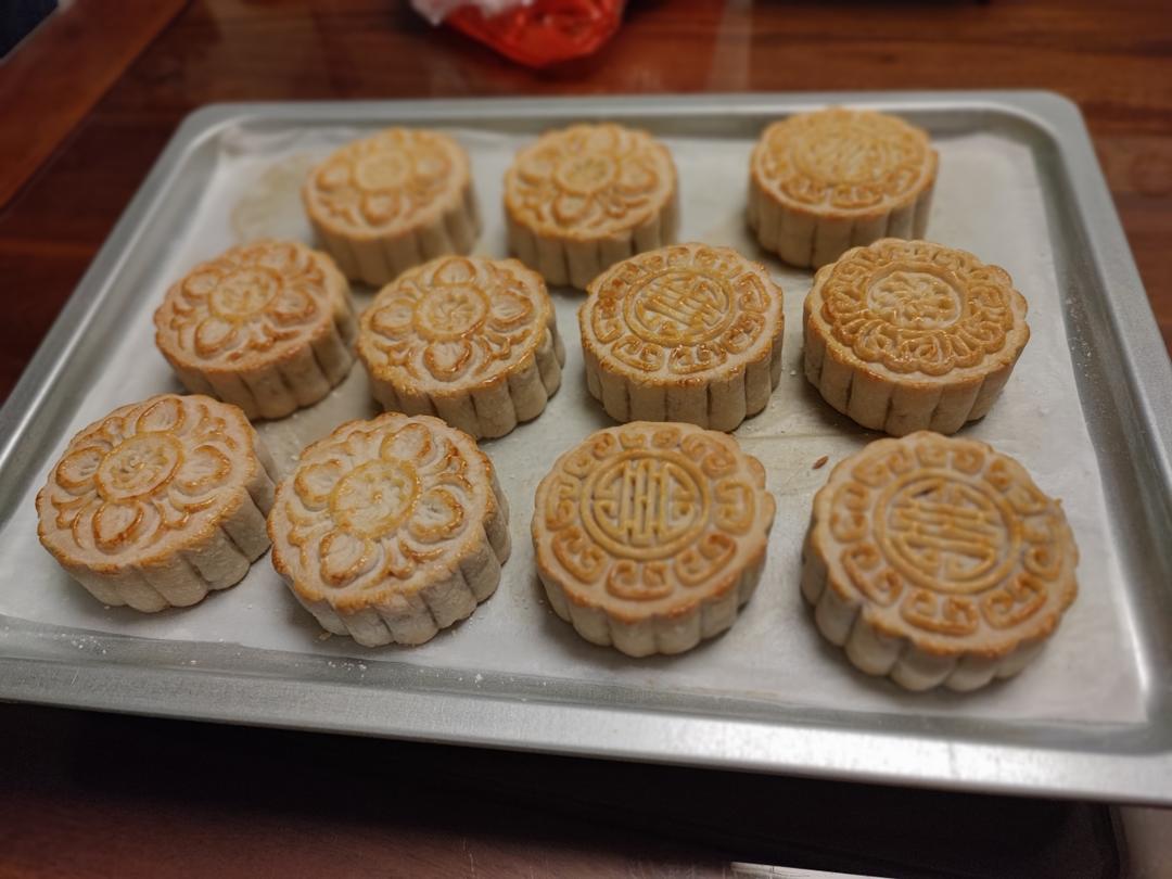 叉烧肉五仁月饼