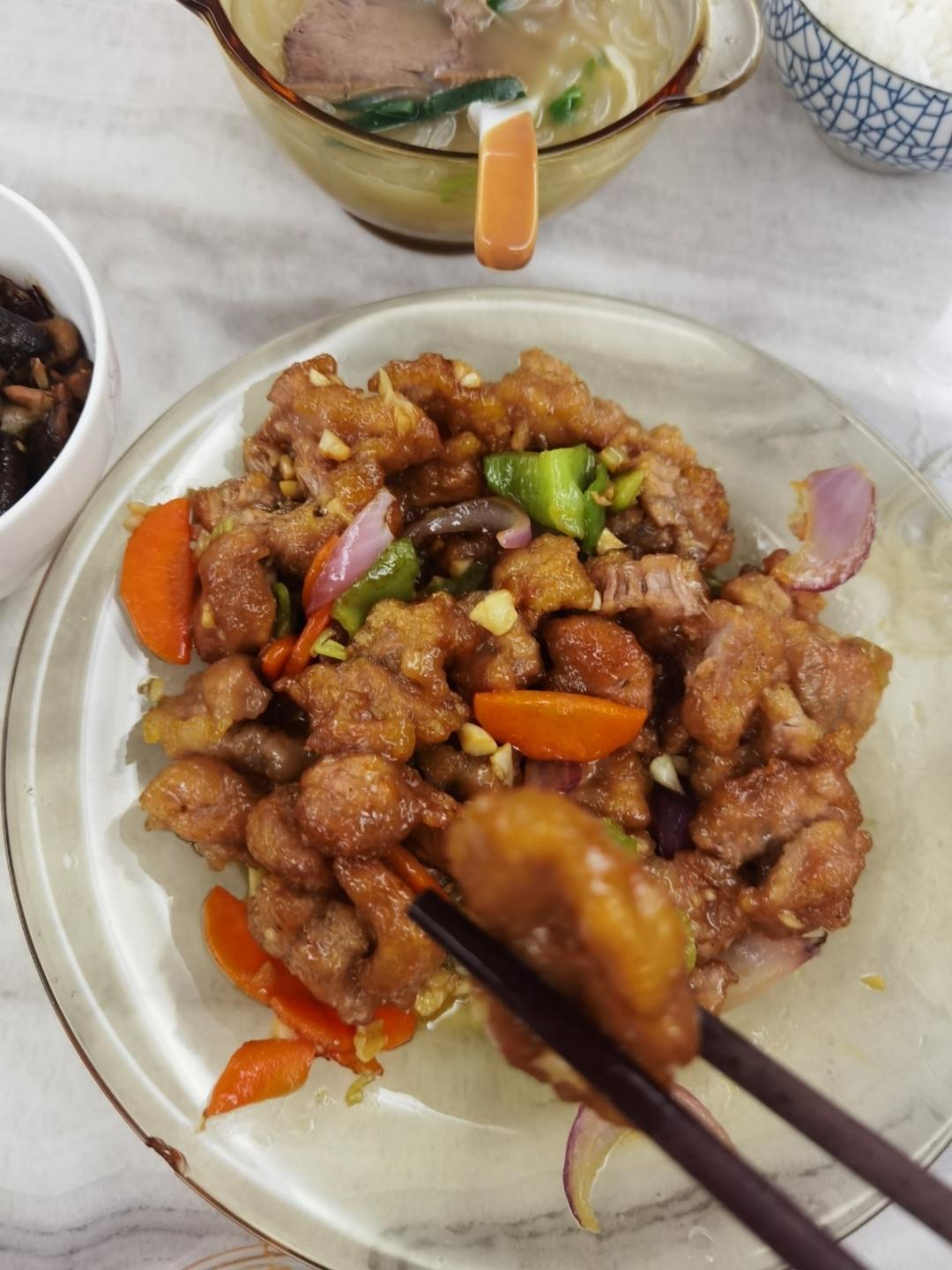 溜肉段，熘肉段（晶莹透亮外脆里嫩）