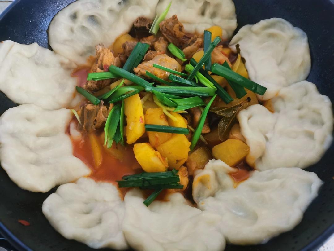 【地锅鸡】