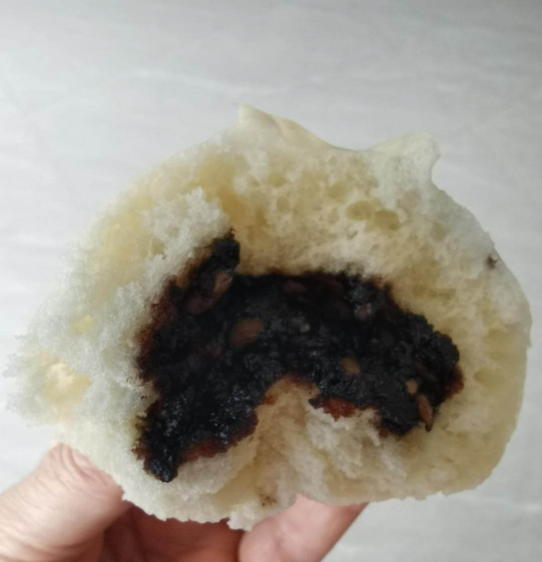 黑芝麻核桃包