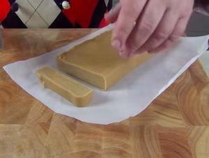 clotted cream fudge软糖的做法 步骤7
