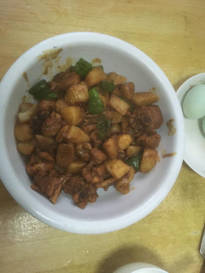 土豆烧鸡（非常下饭哦~）