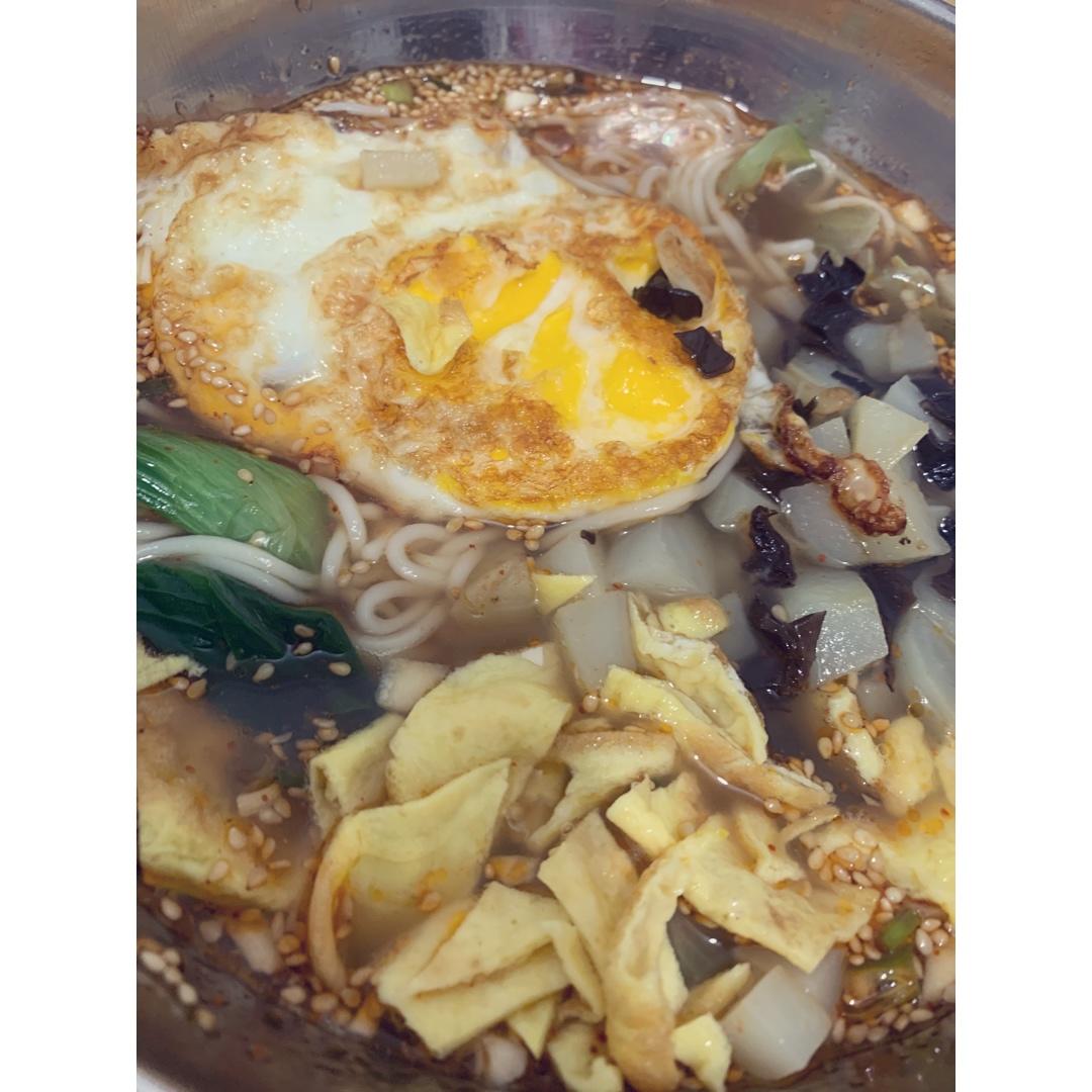 酸汤面