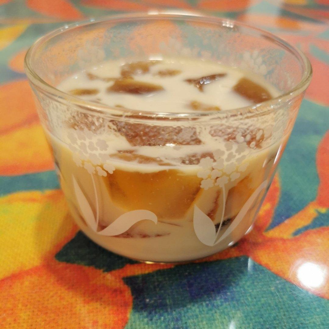 白桃奶茶冻