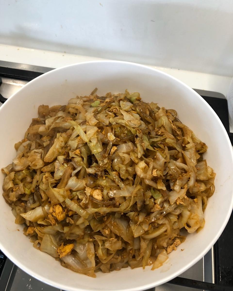 包心菜炒红薯粉丝