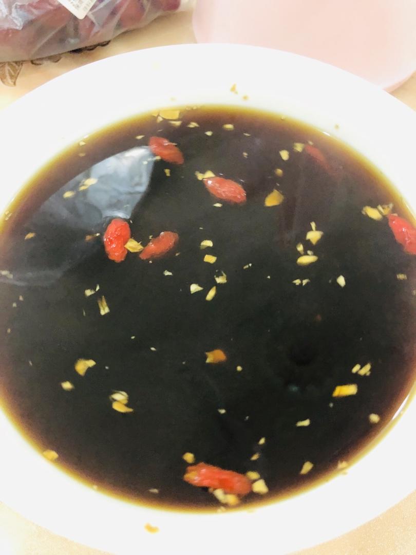 红糖红枣姜母茶