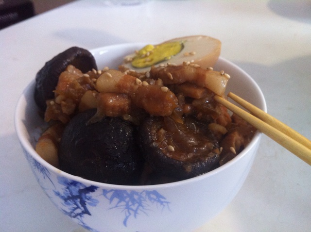 台式卤肉饭