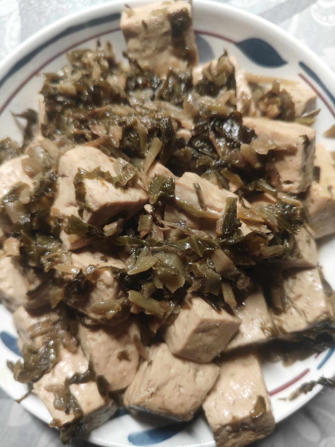 雪菜炖豆腐