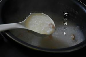 快手鸡丝香菇粥的做法 步骤7