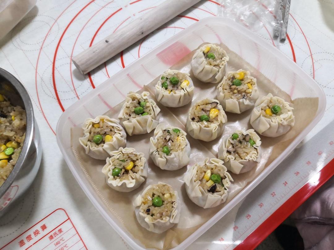 【蛋黄肉松烧卖×糯米猪肉烧卖】