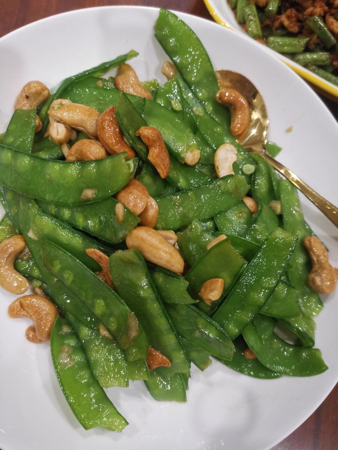 荷兰豆炒腊肠