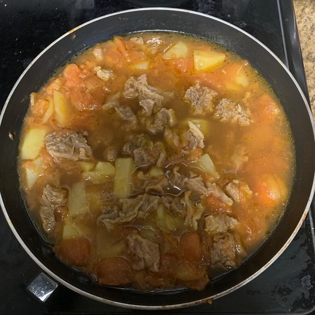 番茄土豆炖牛腩