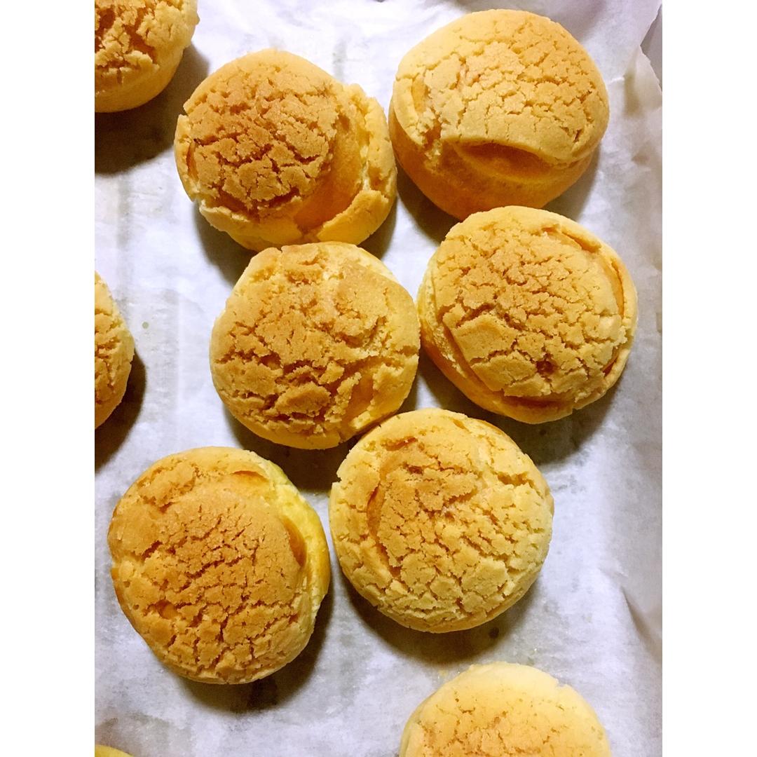 酥皮奶油泡芙--#皮黑森林#