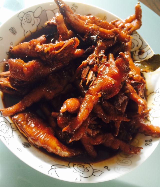 红烧鸡脚