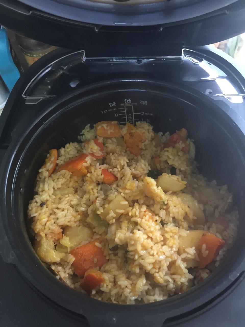 萧萧521做的土豆焖饭电饭锅版