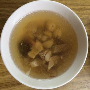 百合莲子红枣瘦肉汤的做法 步骤4
