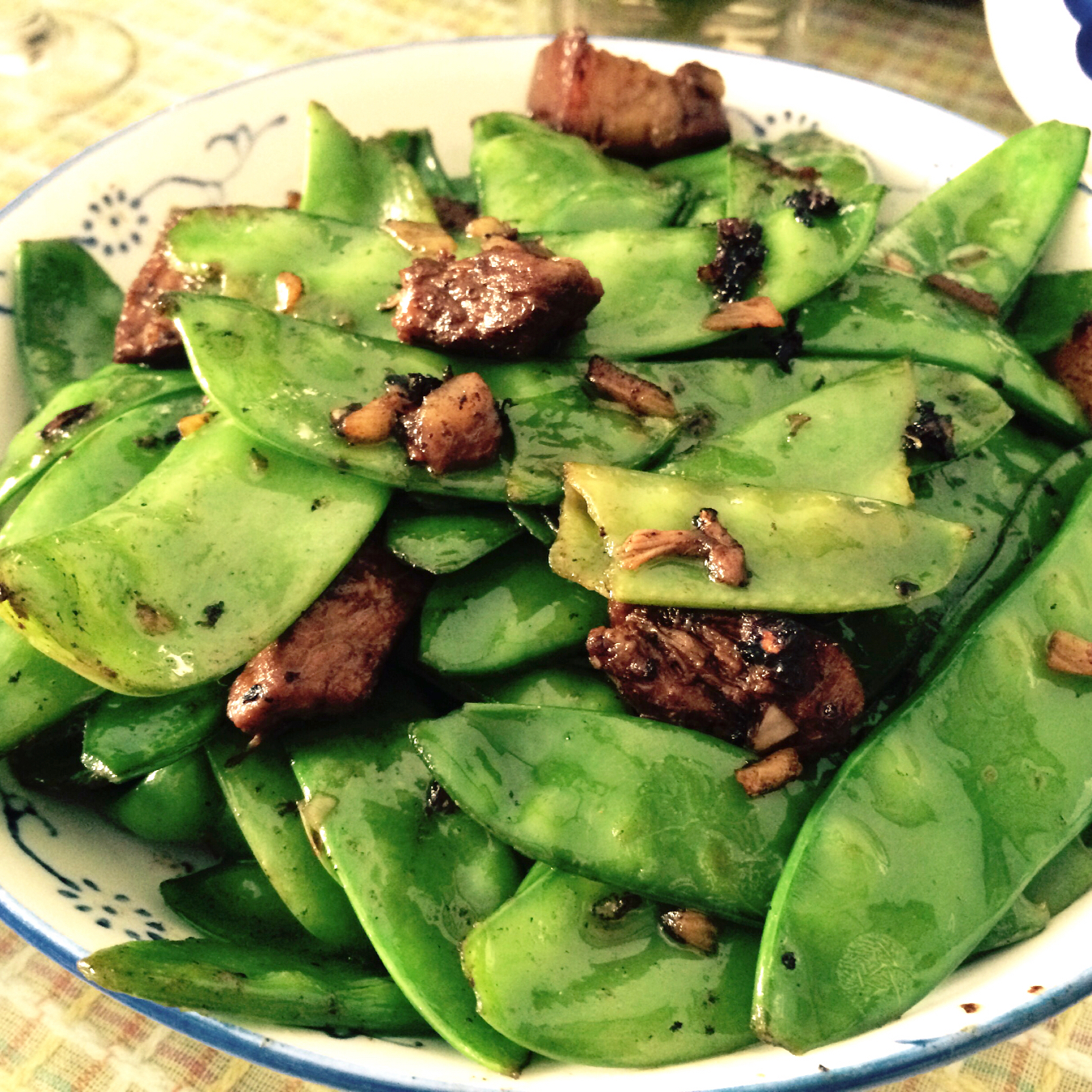 腊肠炒荷兰豆