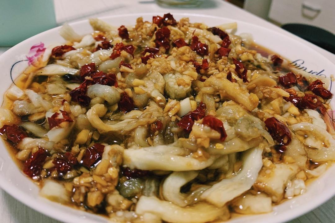夏天必备可口菜-凉拌茄子🍆