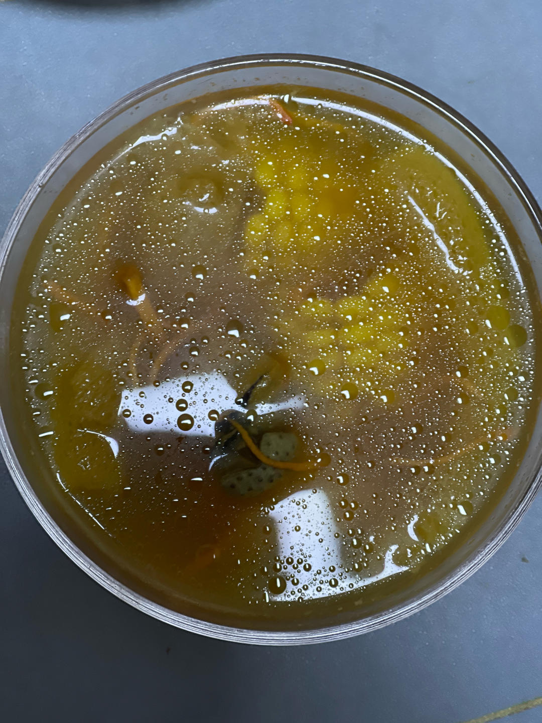 奶奶教的鲜香肥美香菇炖鸡汤