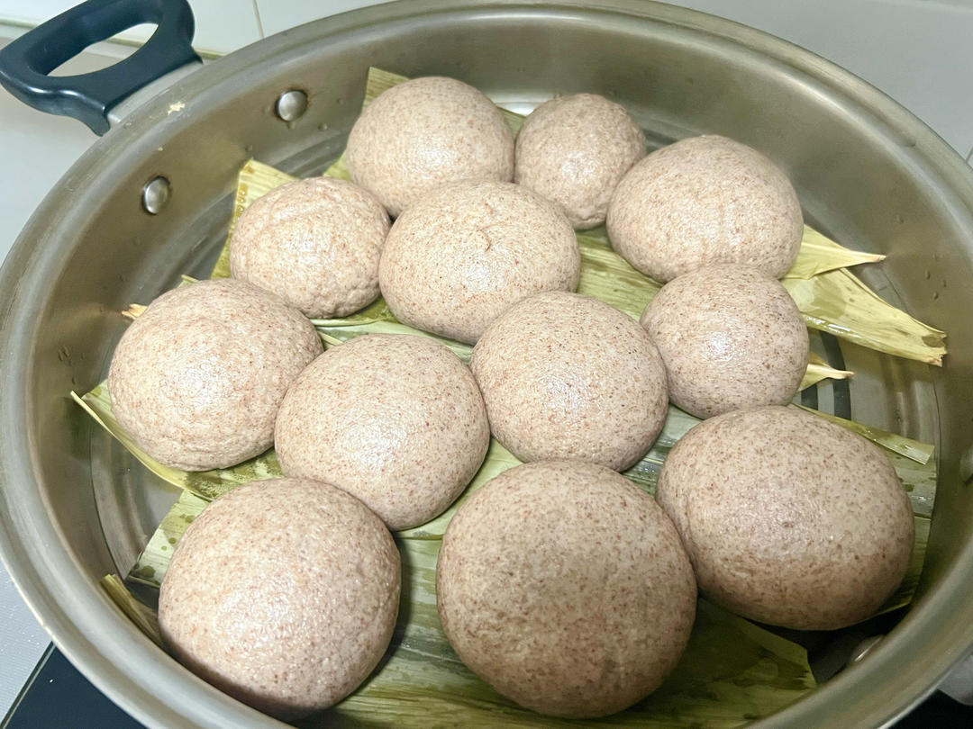 无油无糖松软的全麦馒头
