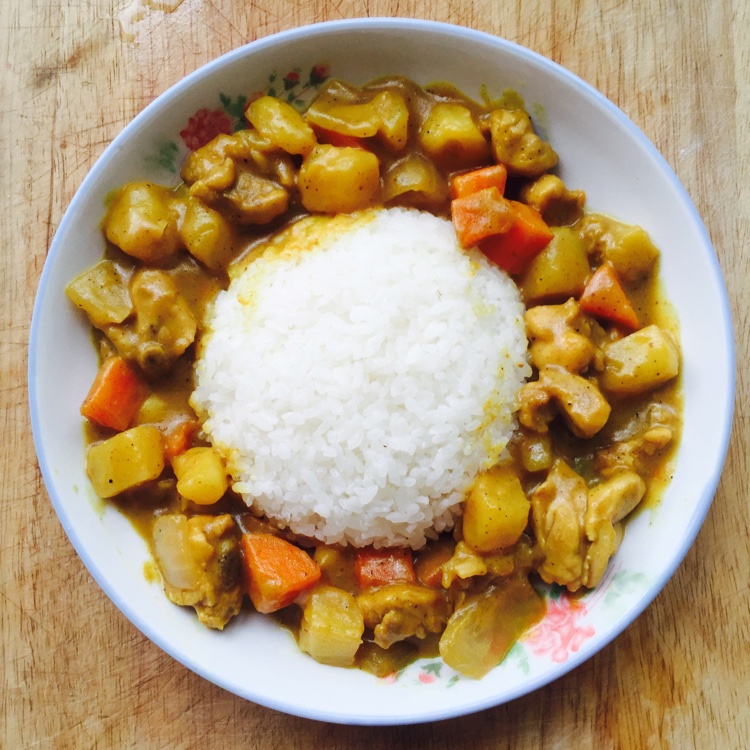 咖喱鸡肉饭