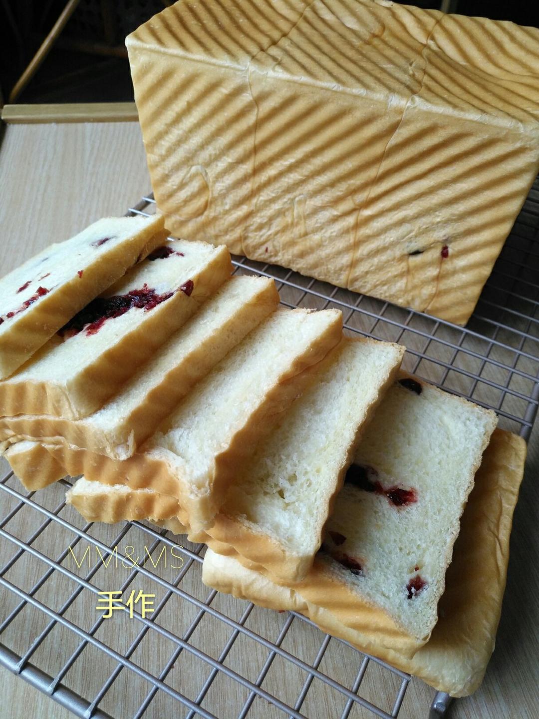 好上手的超软拉丝吐司