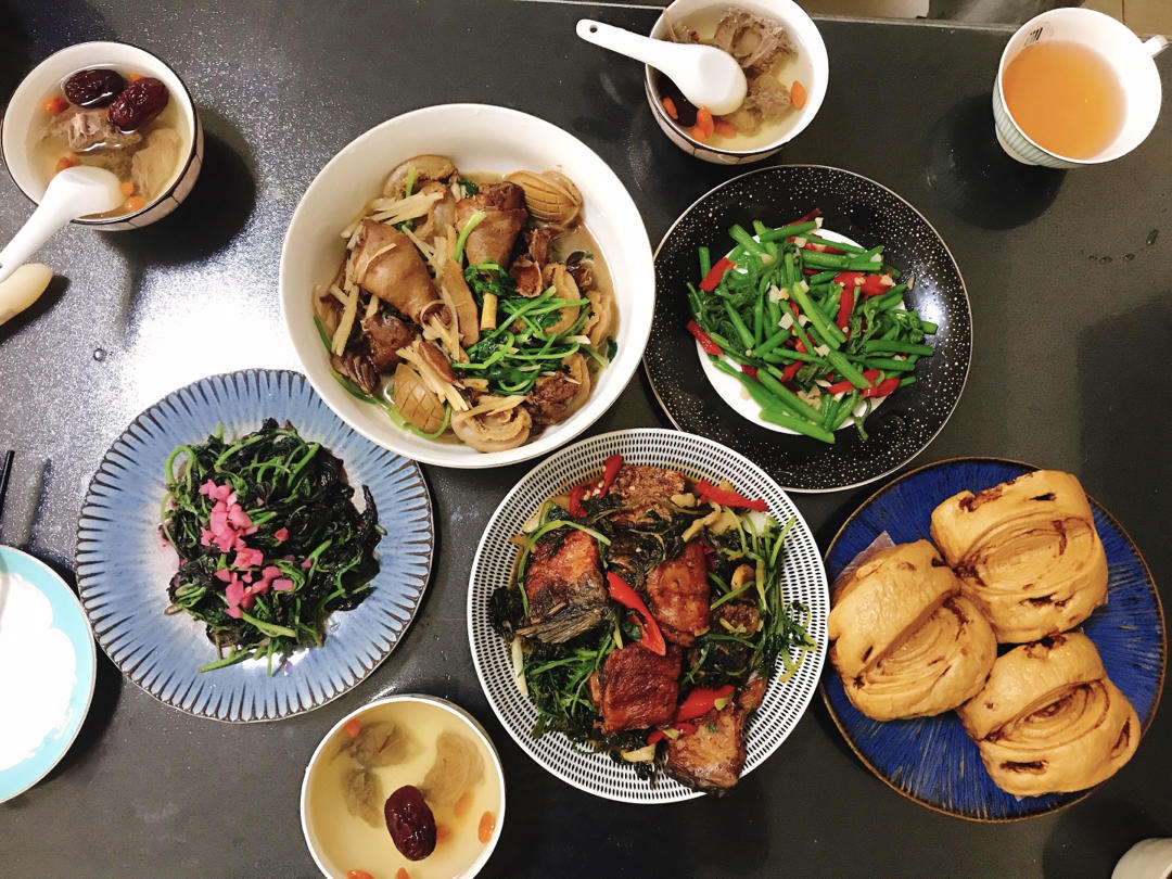 周末午餐