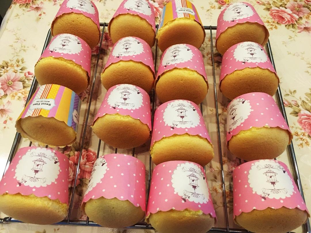 纸杯蛋糕 8寸戚风蛋糕的量