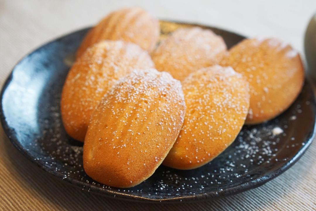 无泡打粉的玛德琳（君之方减糖减泡打粉）