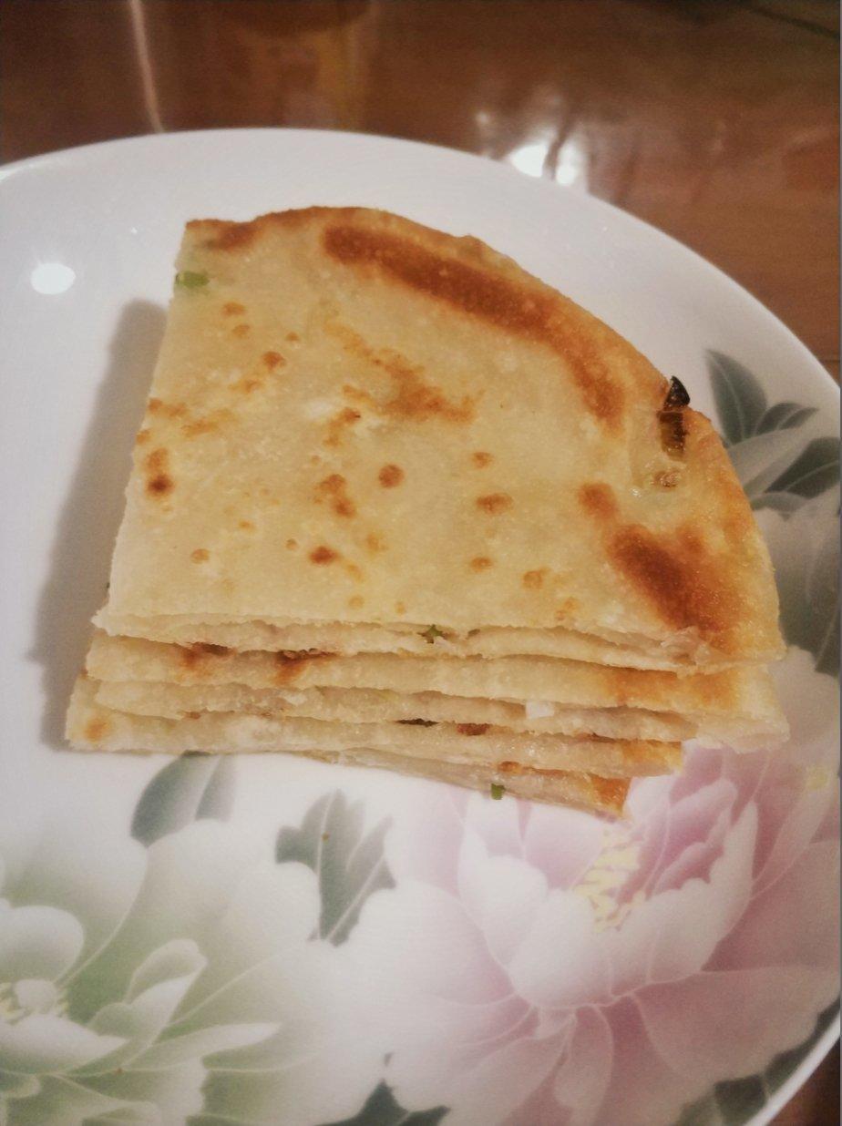鸡蛋葱油饼                  （更新饼坯保存方法）
