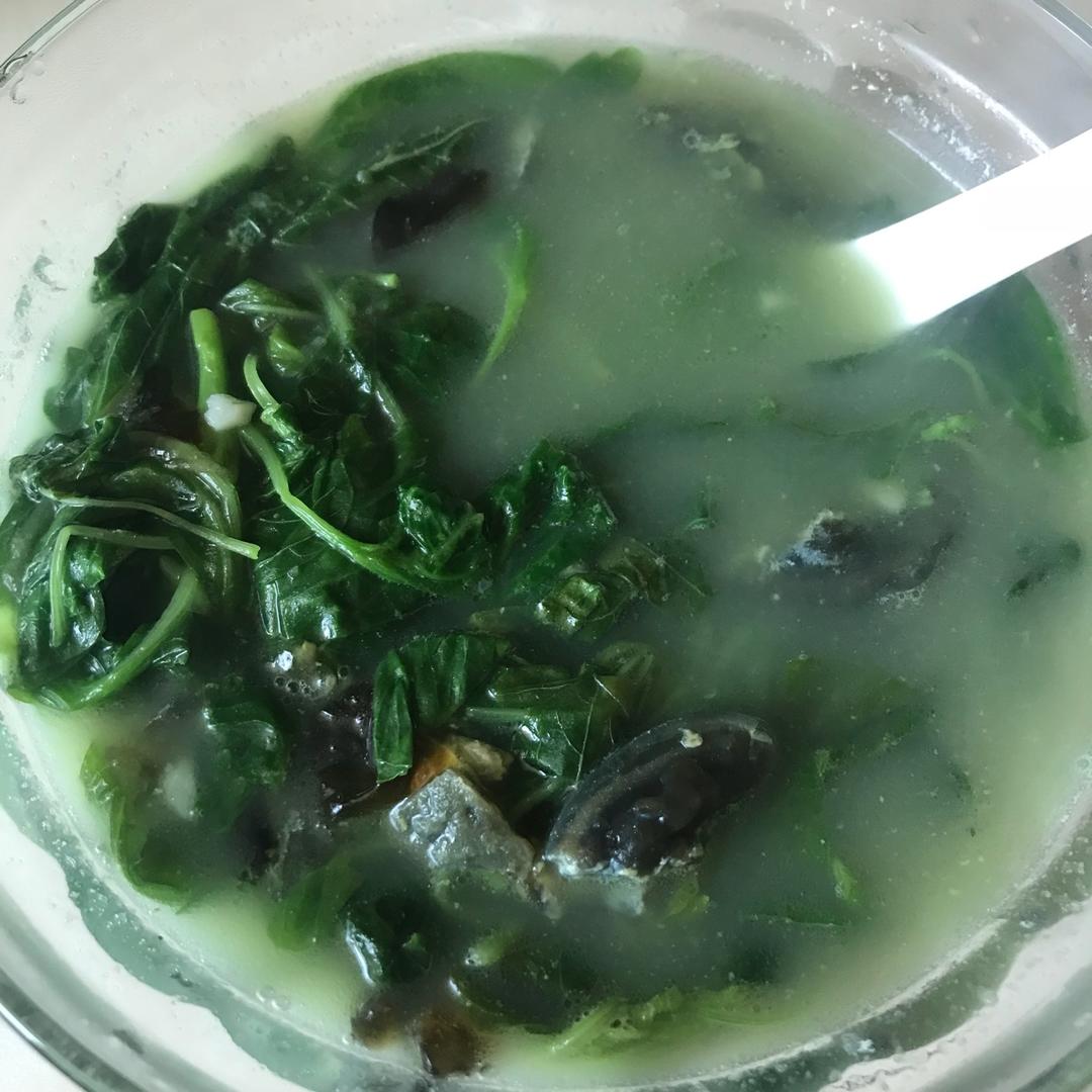 上汤皮蛋苋菜