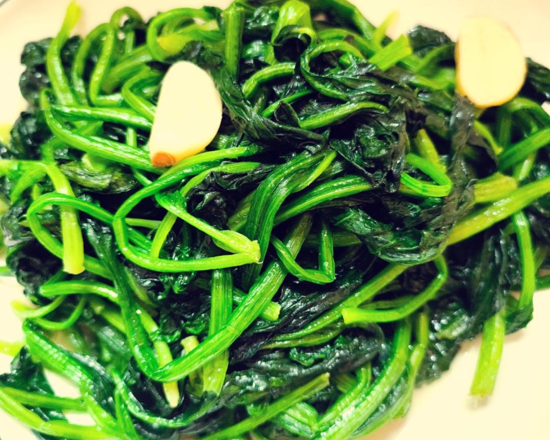 蒜香菠菜的做法