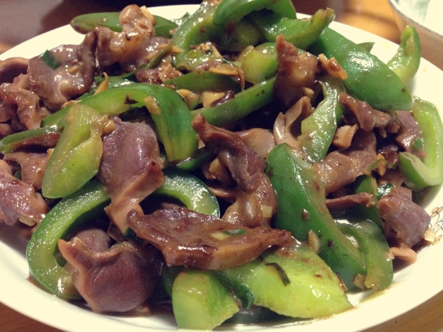 叽喳粘豆包做的小炒鸭胗