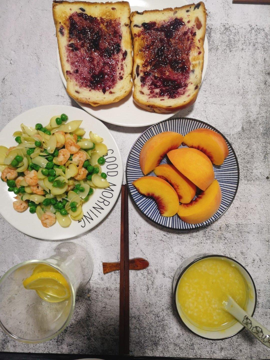 青豆百合炒虾仁