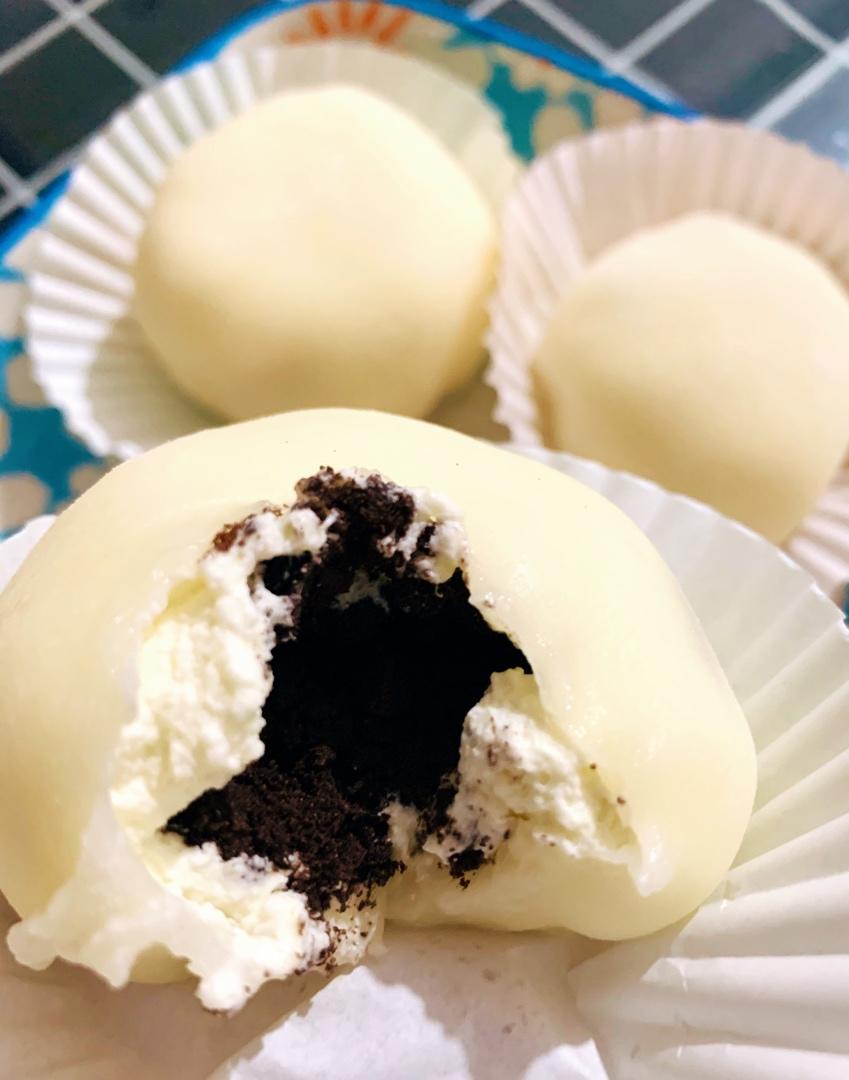 腹黑白胖子——奥利奥雪媚娘