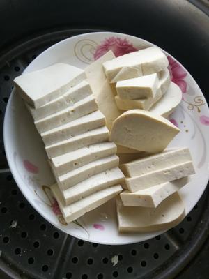 开胃香煎浇汁豆腐的做法 步骤1