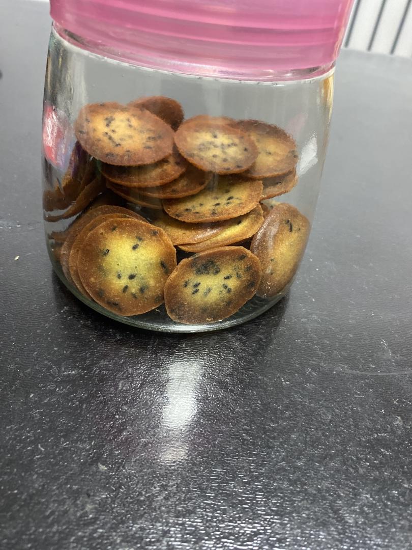 脆香 鸡蛋芝麻薄饼