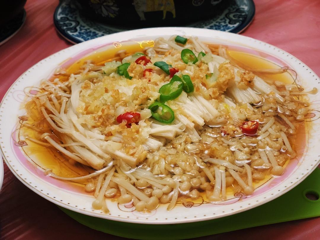 蒜蓉蒸金针菇