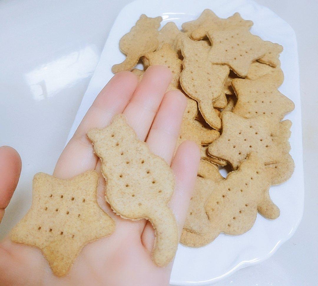 无糖少油！外酥里软饱腹感极强的全麦饼干