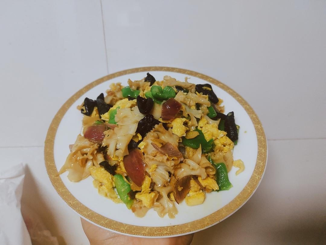 绣球菌炒鸡蛋