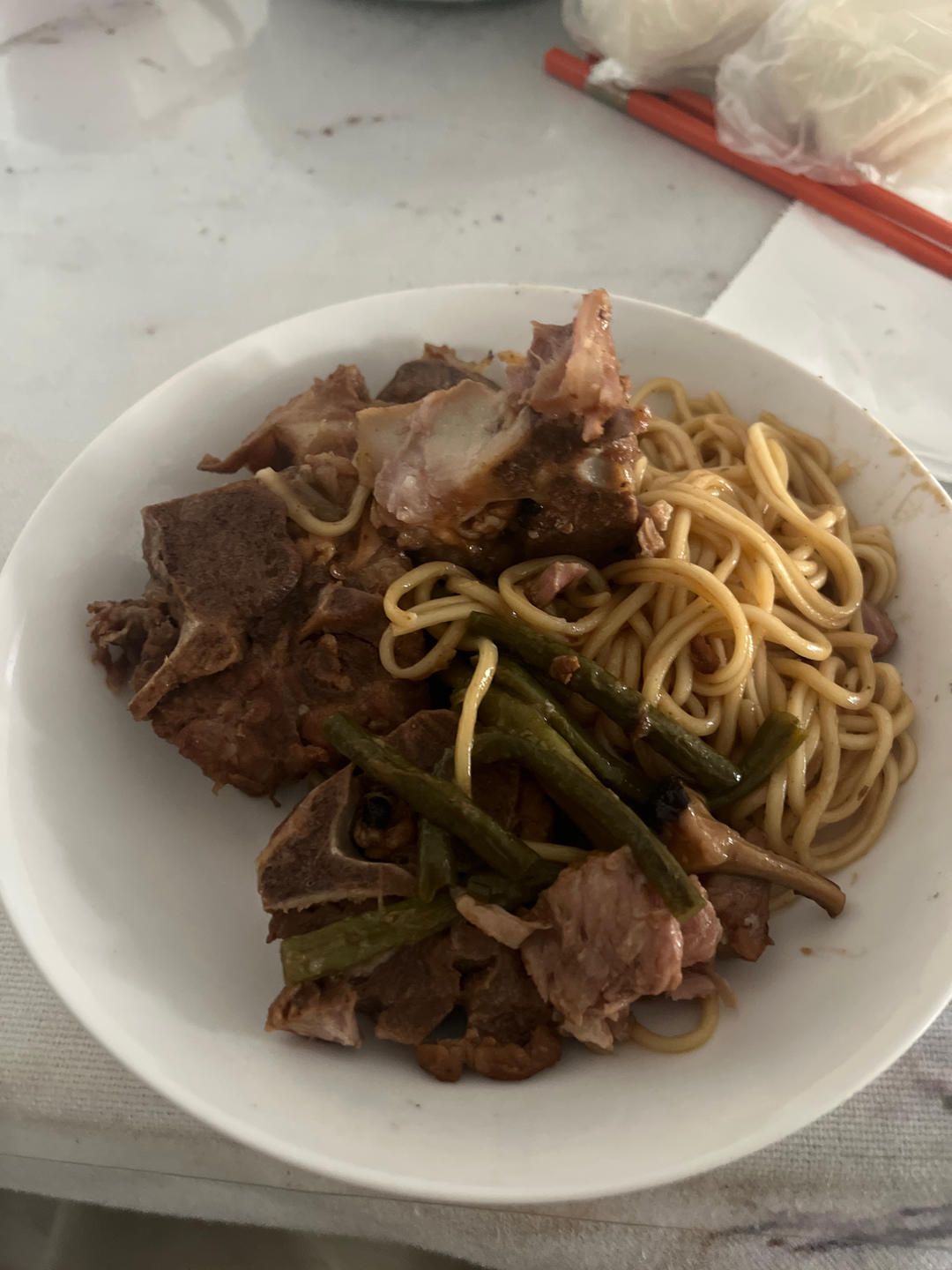 排骨豆角焖面