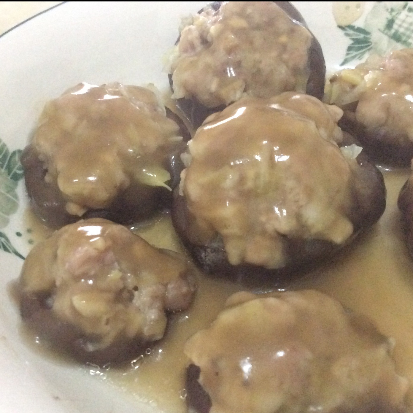 豆腐肉末酿香菇