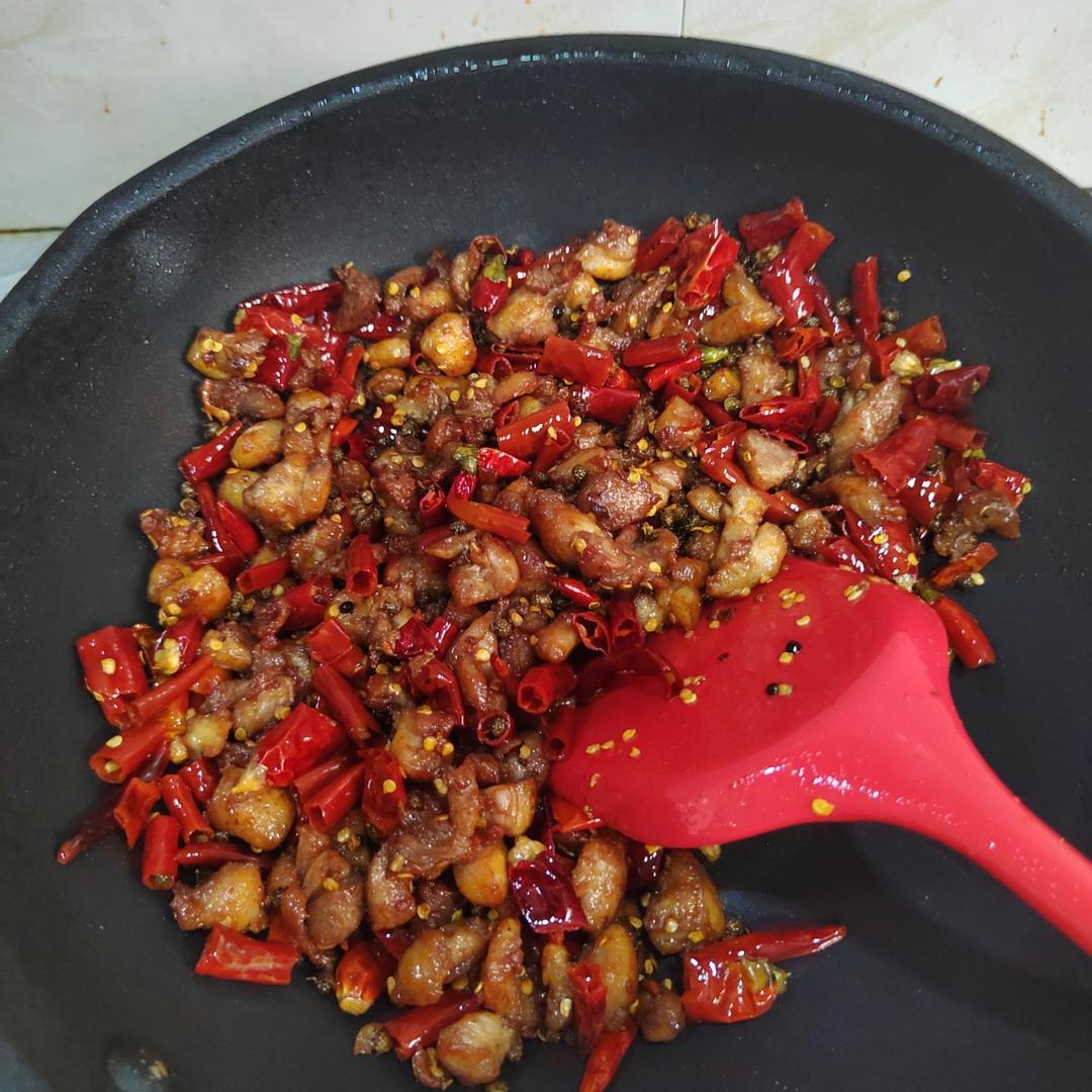家常辣子鸡丁