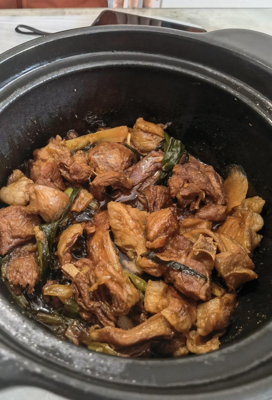【红烧羊肉煲】