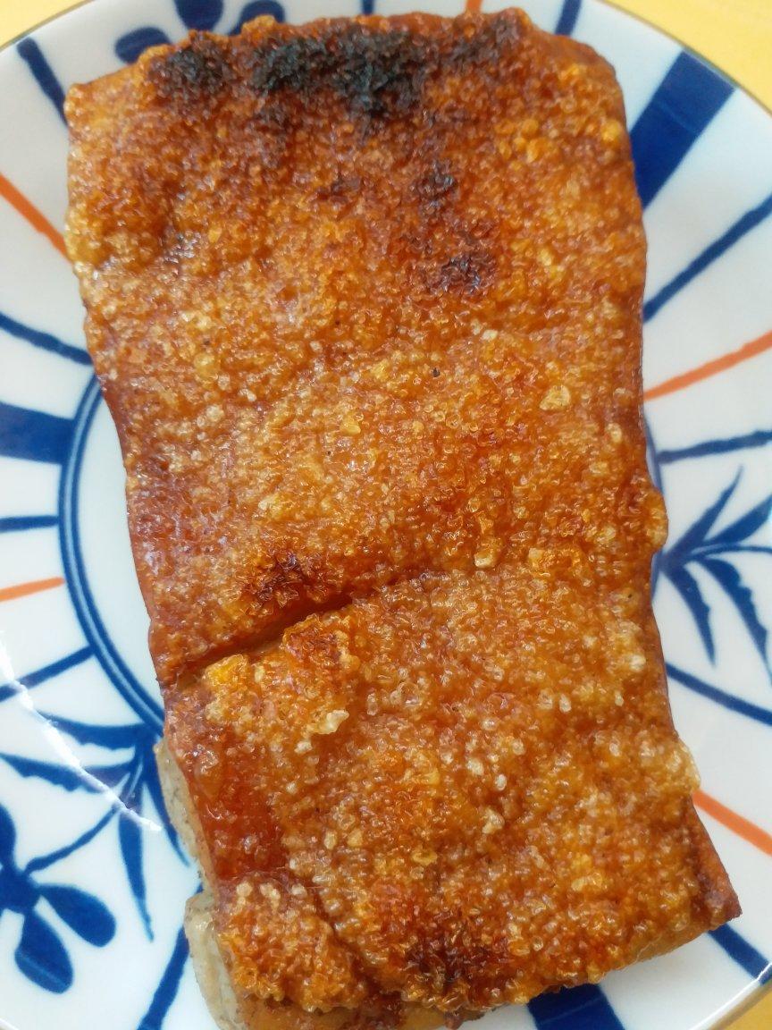 多次失败，越挫越勇终于做出来了广式脆皮烧肉