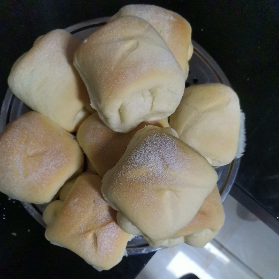 软到不知所措的牛奶卷