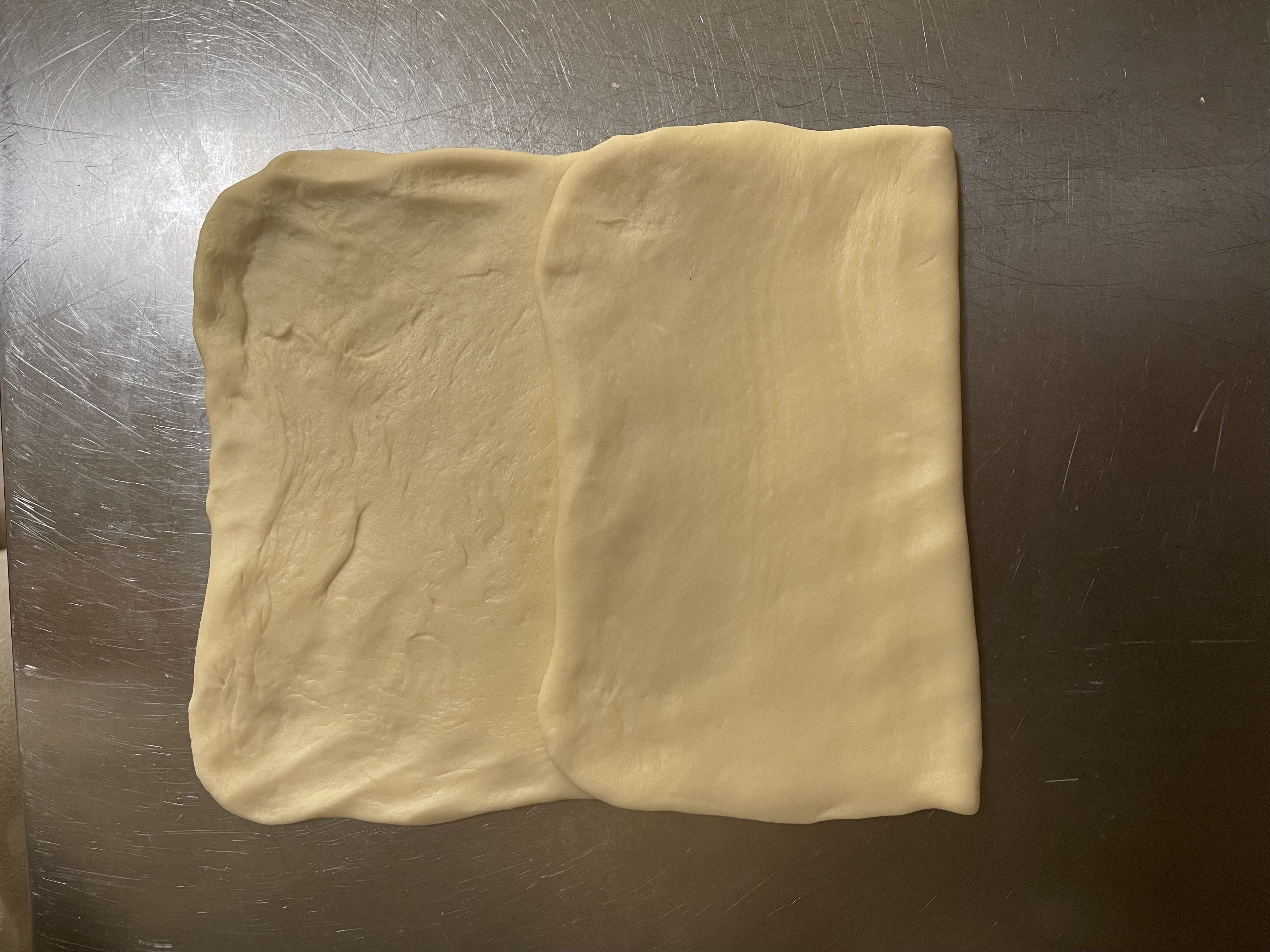 一次发酵❗️做好吃的❗️牛奶小方面包的做法 步骤6