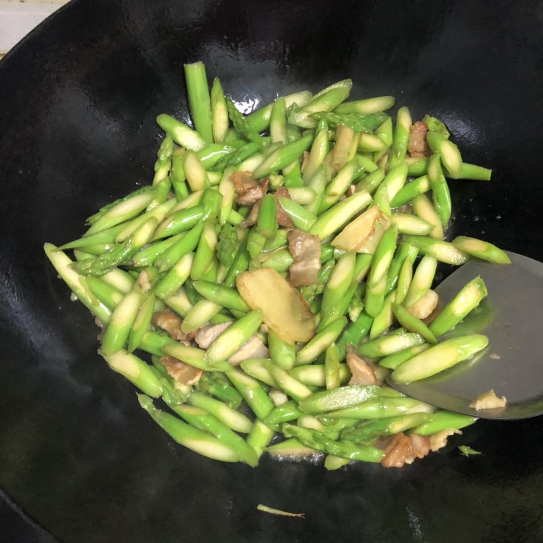 芦笋炒肉